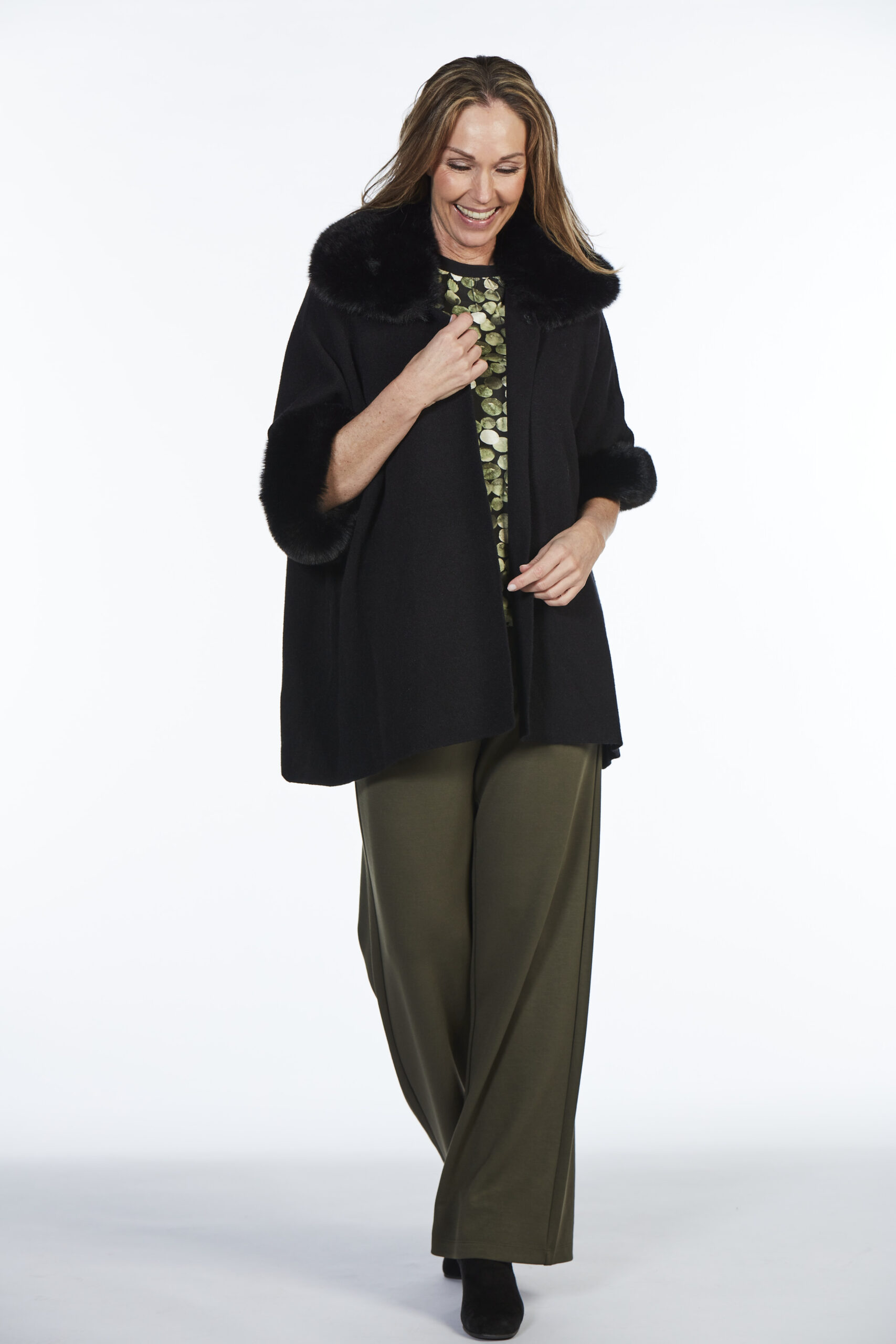 Poncho - Image 2